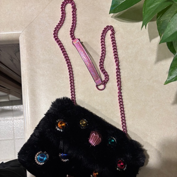 Kurt Geiger London Jewel Faux Fur Kensington Bag - Picture 4 of 14